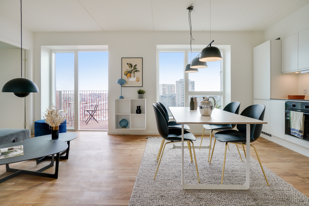 Moderne 3-værelses lejlighed i Odense C med depotrum  9