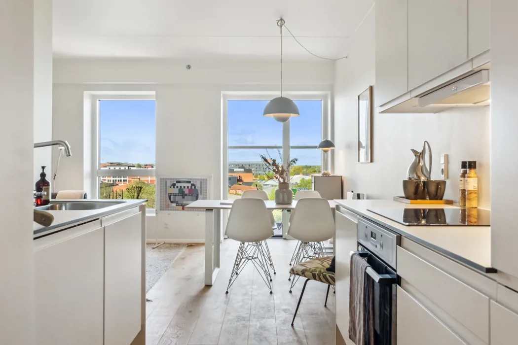 Nyopført lejlighed i Odense C med depotrum 1