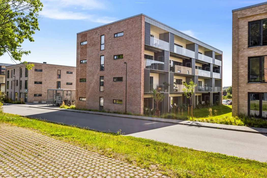 Skøn 3-værelses lejlighed i Høiriisparken  16