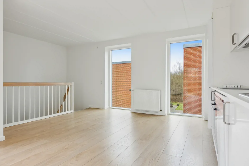 Moderne 2-plans lejlighed i skønne omgivelser 3