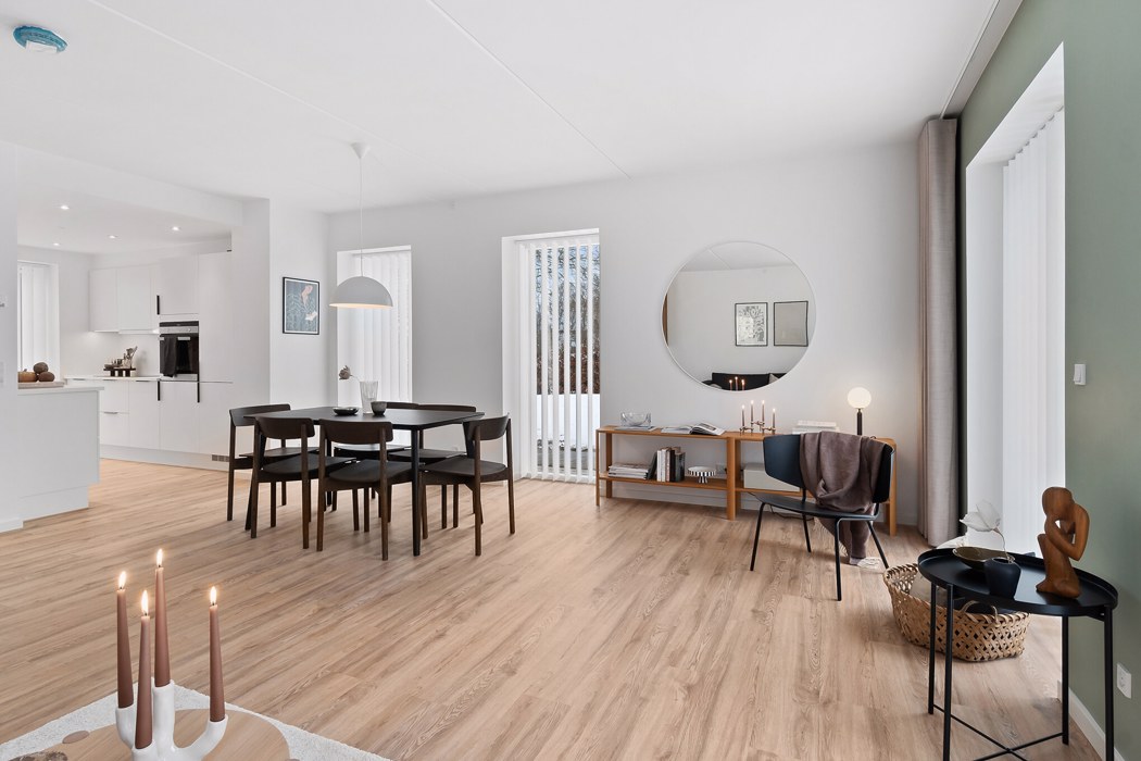 Nyopført 4-værelses rækkehus i to plan med overdækket carport 5