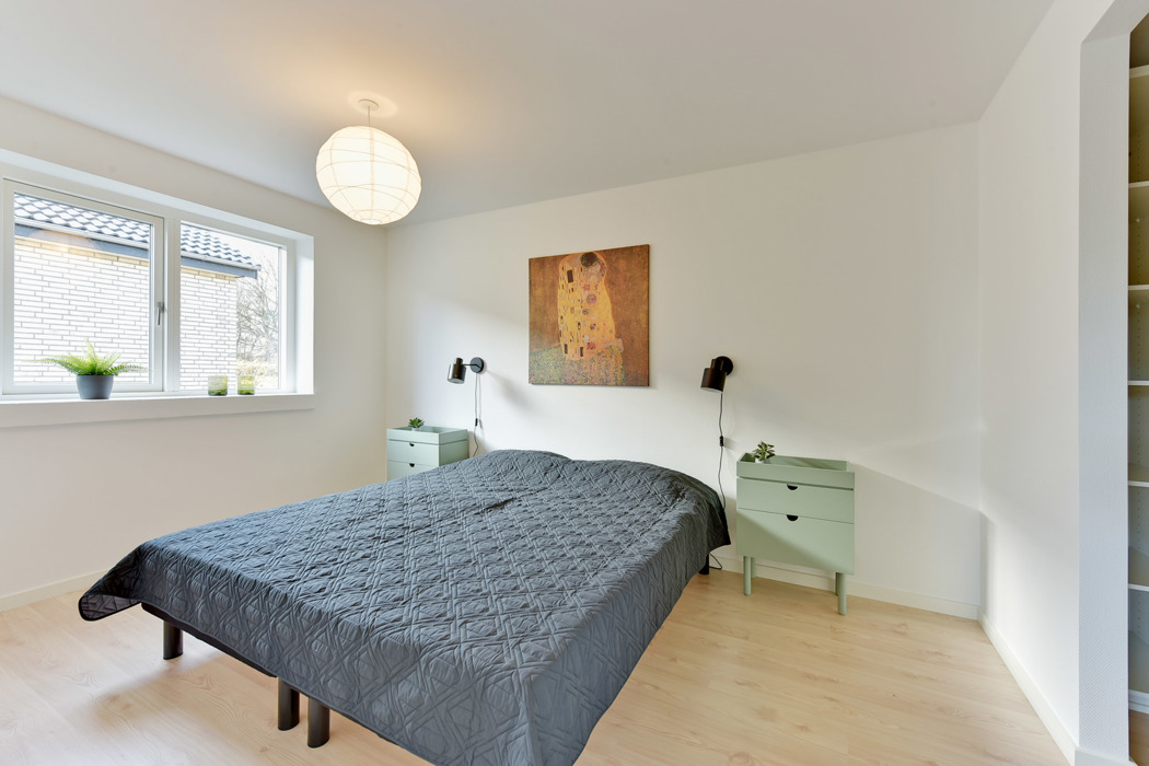 Moderne 4-værelses rækkehus i Viby J 8