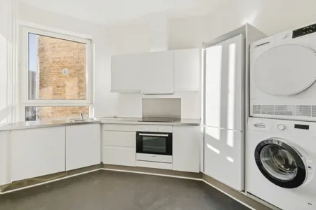 Centralt placeret lejlighed med god planløsning 1