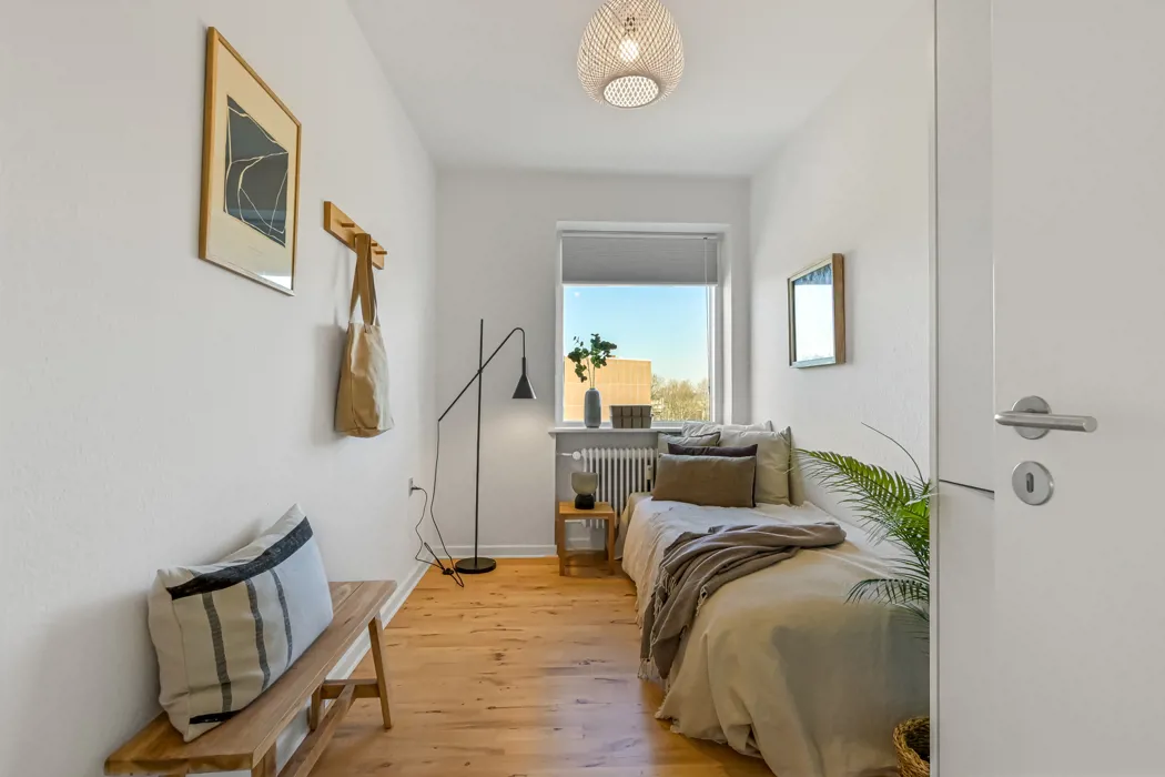 Lys 5-værelses lejlighed med alt i hårde hvidevarer 5