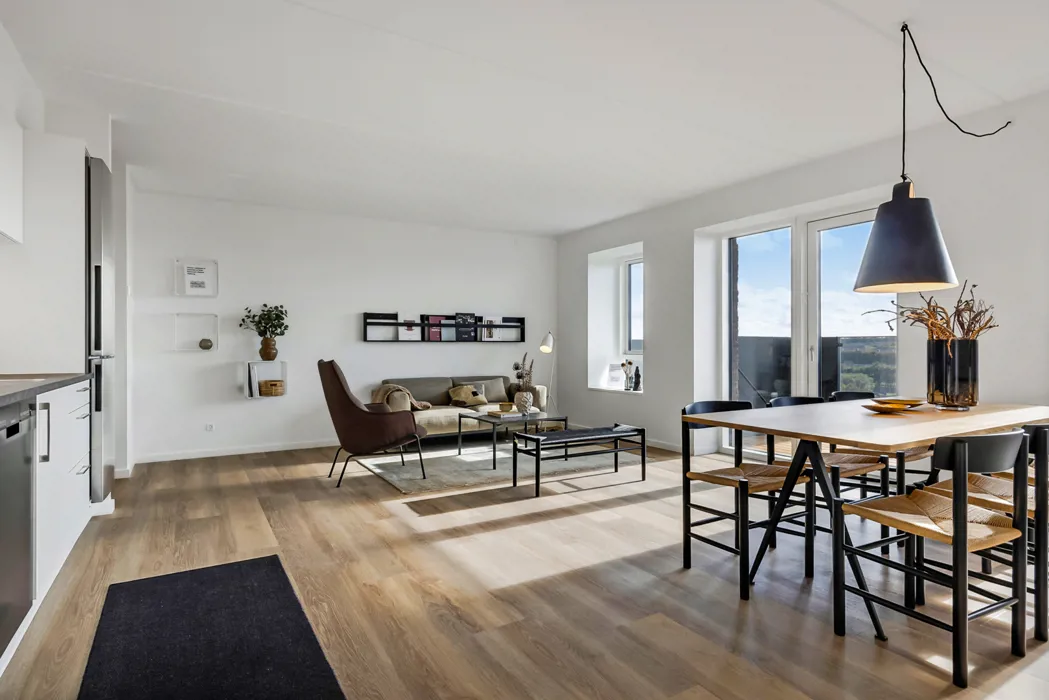 Charmfuld og rummelig 3-værelses lejlighed på 104m² - Perfekt til Familien! 6