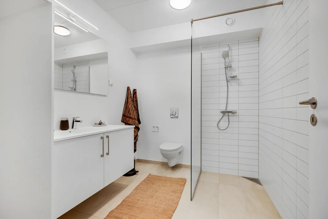 Charmfuld og rummelig 3-værelses lejlighed på 104m² - Perfekt til Familien! 13