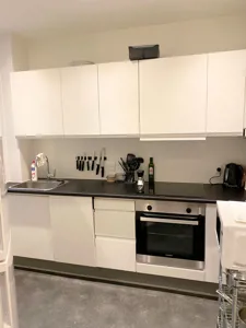 Skøn 2-værelses lejlighed i Vestbyen 1