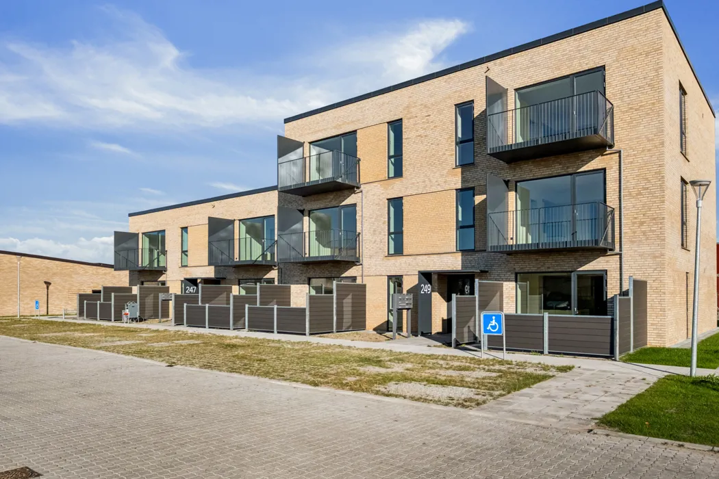 Lys stuelejlighed med egen terrasse 2