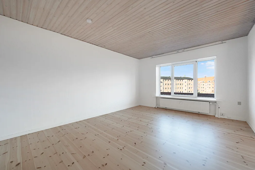 Delevenlig 3-værelses lejlighed med nyt køkken i Øgaden 5