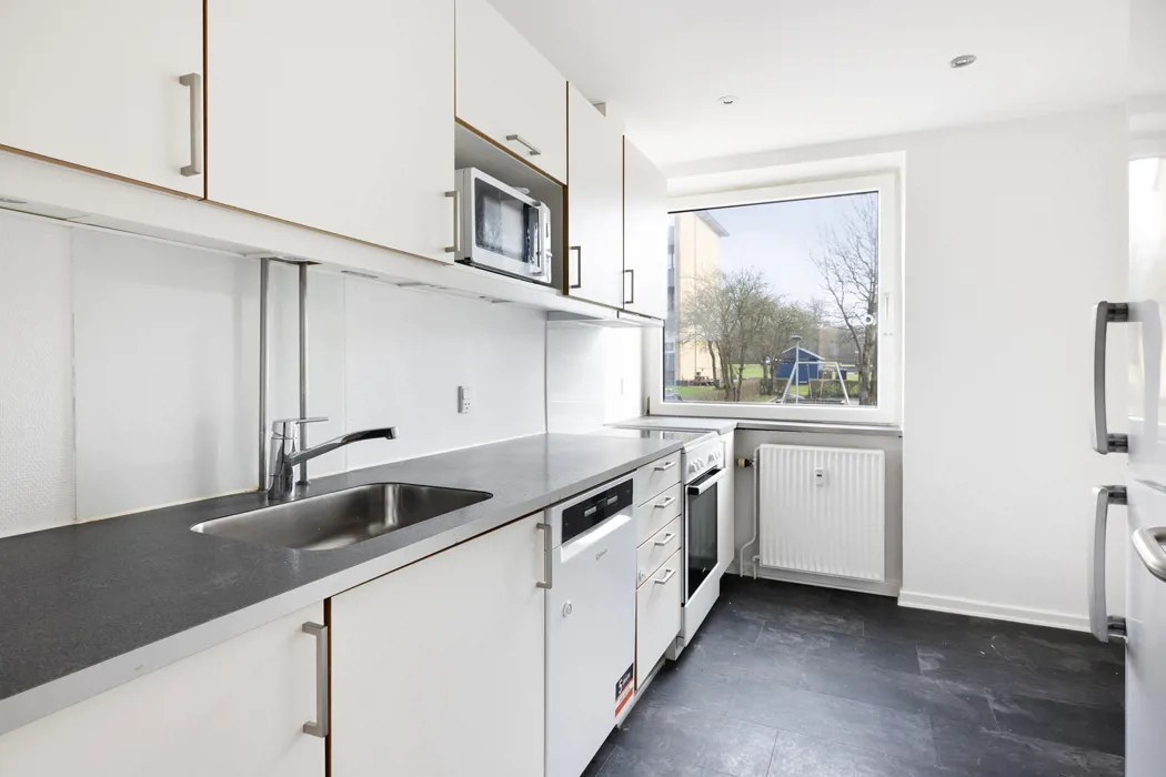 Møbleret 4-værelses lejlighed tæt på Aarhus i skønne omgivelser 4