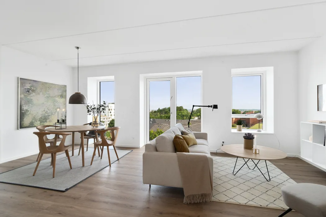 Lys og rummelig 4-værelses lejlighed med moderne faciliteter 7