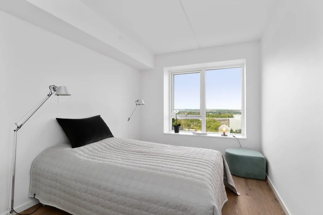 Lys og rummelig 4-værelses lejlighed med moderne faciliteter 10