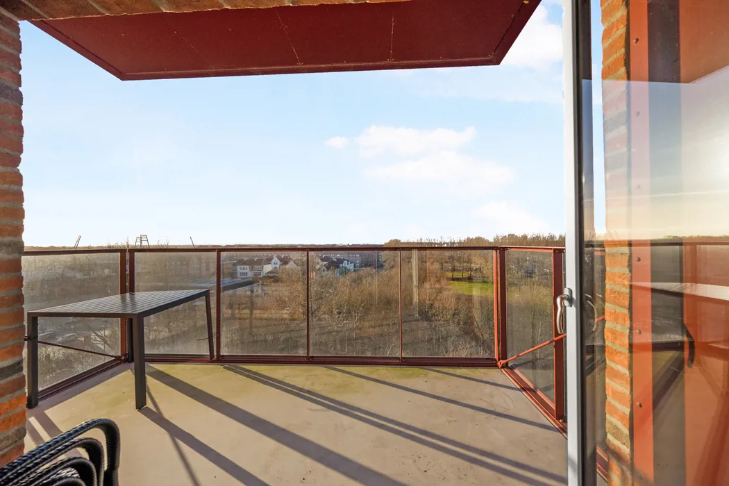 Stor 3-værelses lejlighed med fantastisk udsigt i Taffeltårnet 3