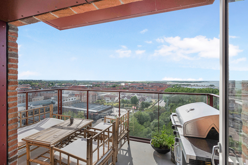 Fantastisk 3-værelses lejlighed i Taffeltårnet på Spritten 14