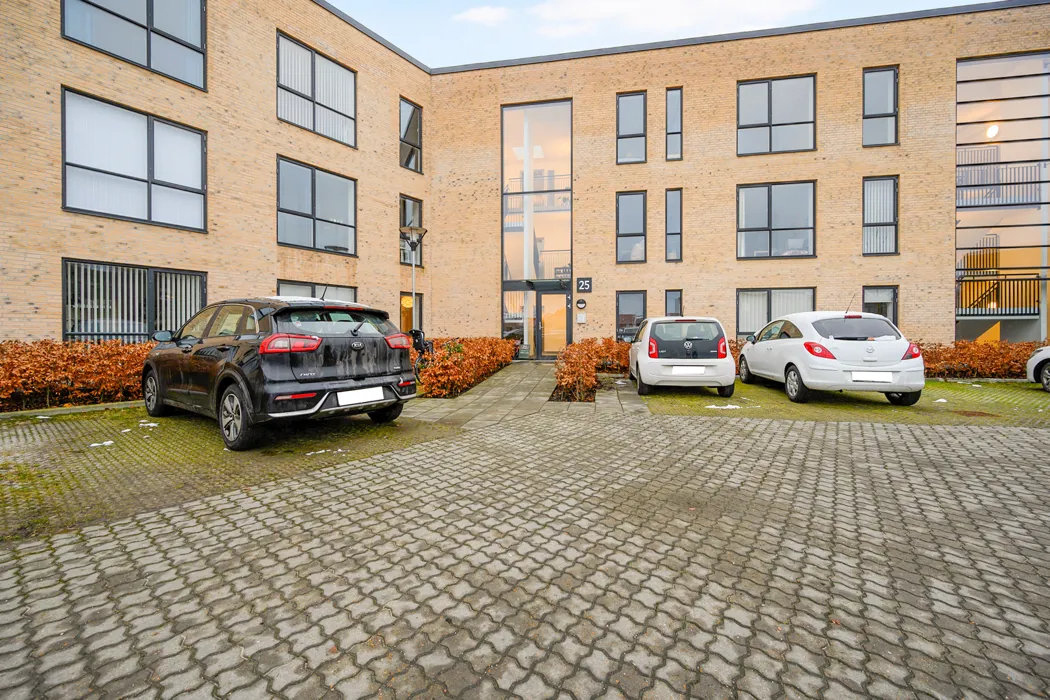 Flot 2-værelses lejlighed i Hasserislund 8