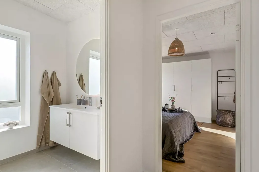 God planløsning og terrasse i roligt boligområde 5