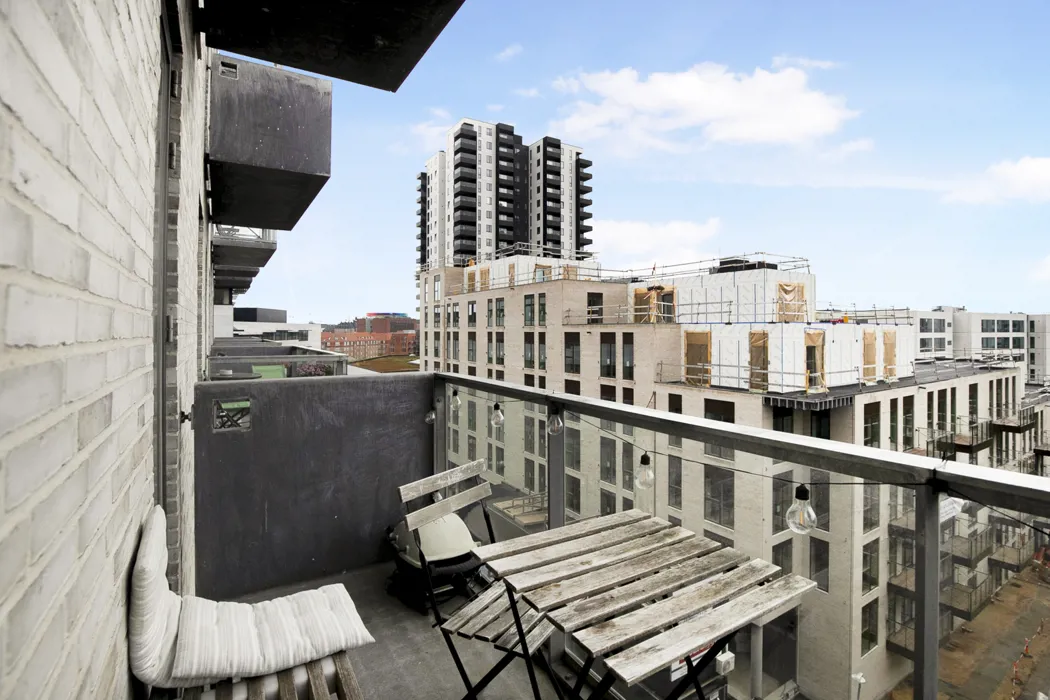 Flot 4-værelses lejlighed med altan i Bryggerhaven 2