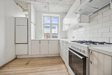 Stor 4-værelses lejlighed i Aalborg C 1