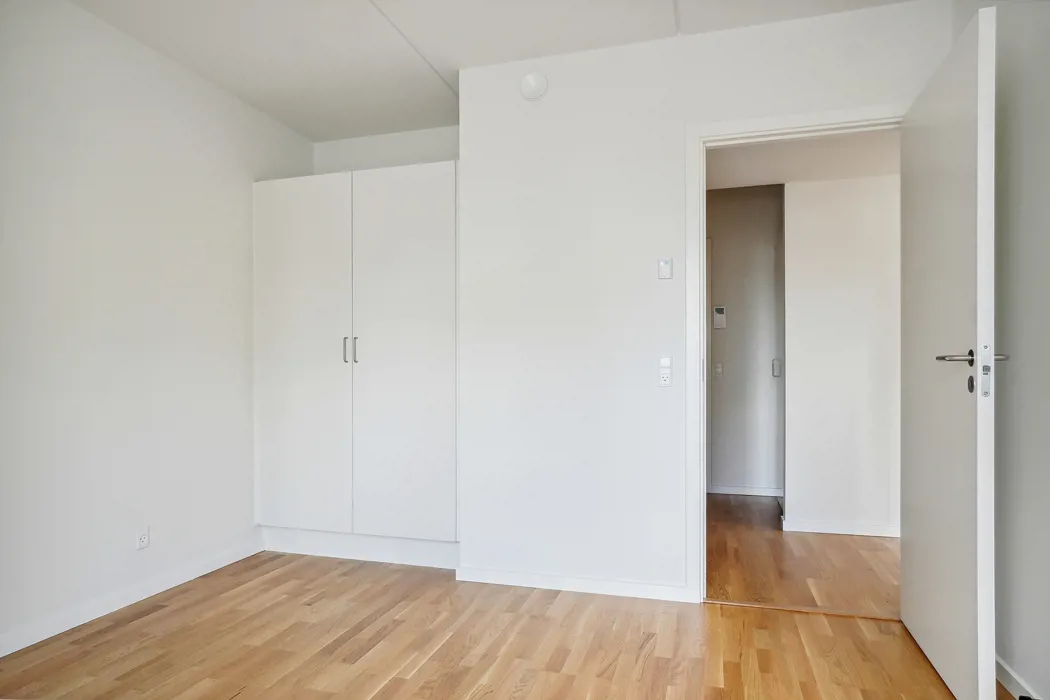 Lys 2-værelses lejlighed på Rugårdsvej med parkering 9