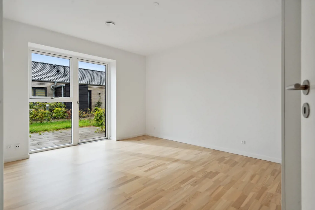 Lyst 4-værelses rækkehus med husdyr tilladt 9