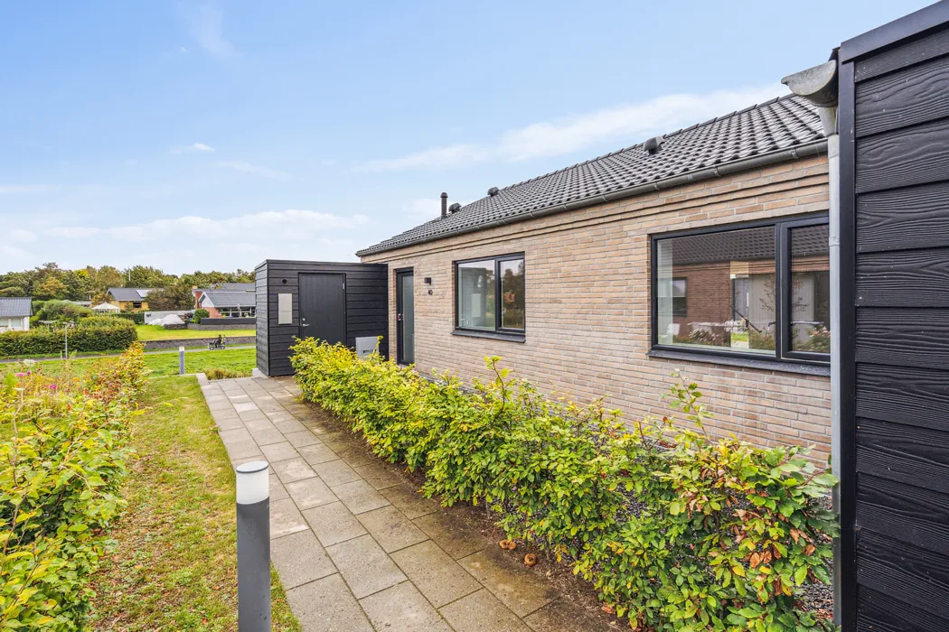 Lyst 4-værelses rækkehus med husdyr tilladt 1