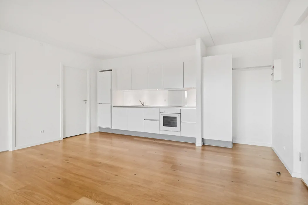 Lys 3-værelses lejlighed med altan 1