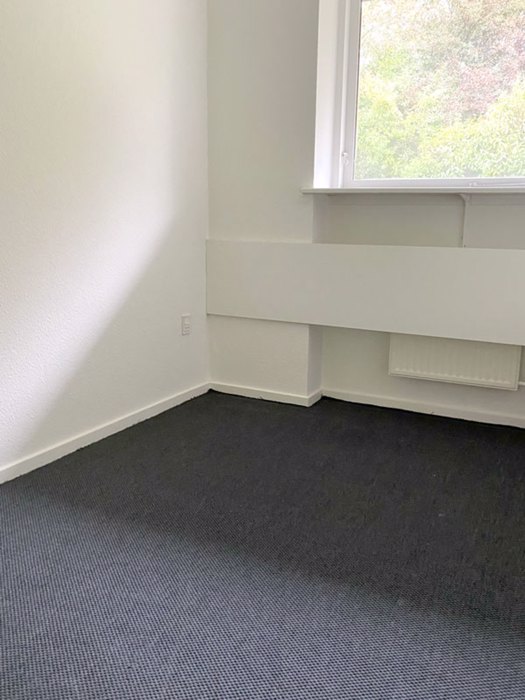 Lys 2-værelses lejlighed i Aalborg SØ 12