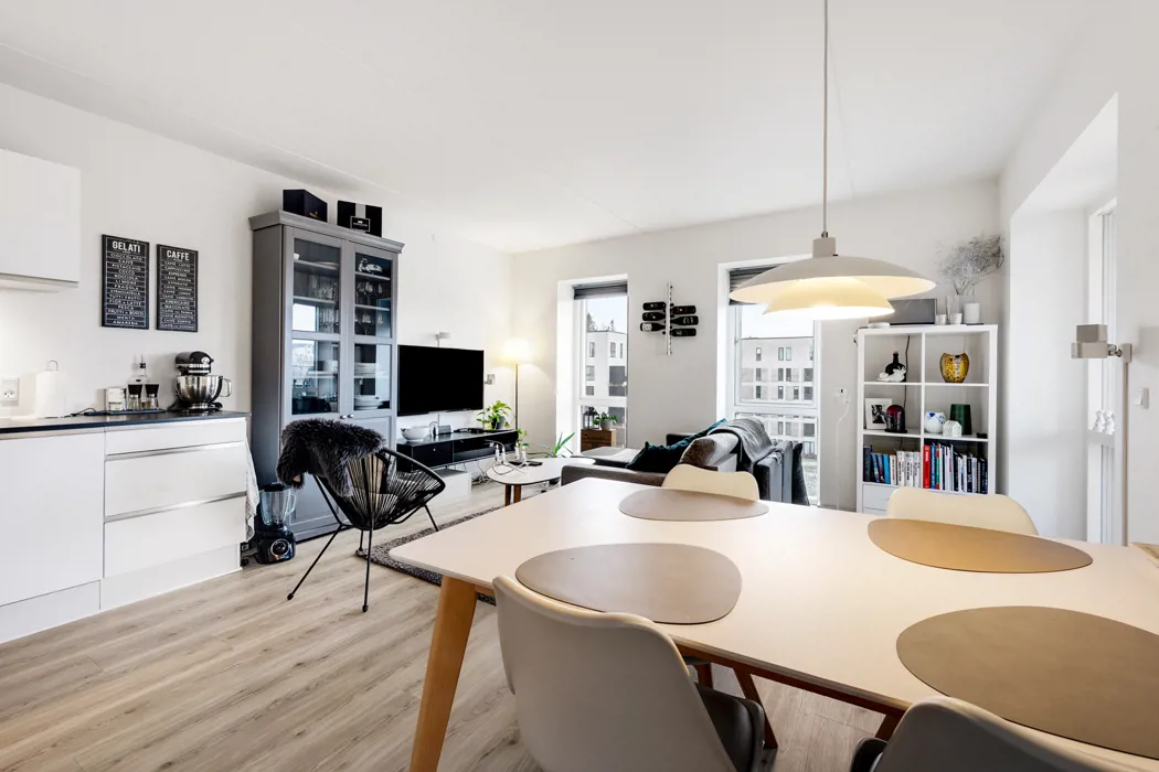 Flot og lys 3-værelses lejlighed på Eternitten 4