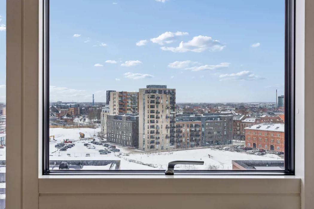 Kvalitetsrig lejlighed med alt i hårde hvidevarer 13