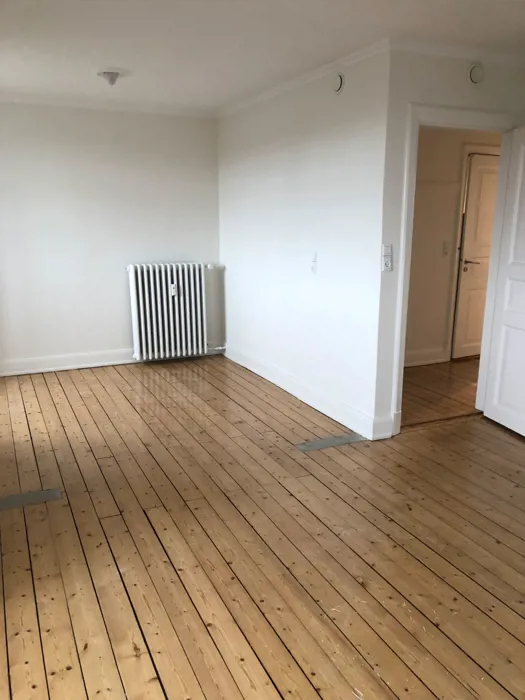 Lys 2-værelses lejlighed i Aalborg Vestby 13