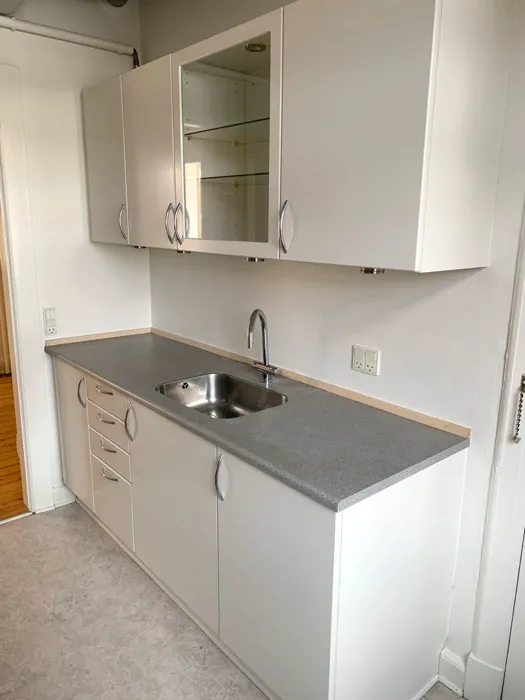 Lys 2-værelses lejlighed med god planløsning i Aalborg Vestby 6