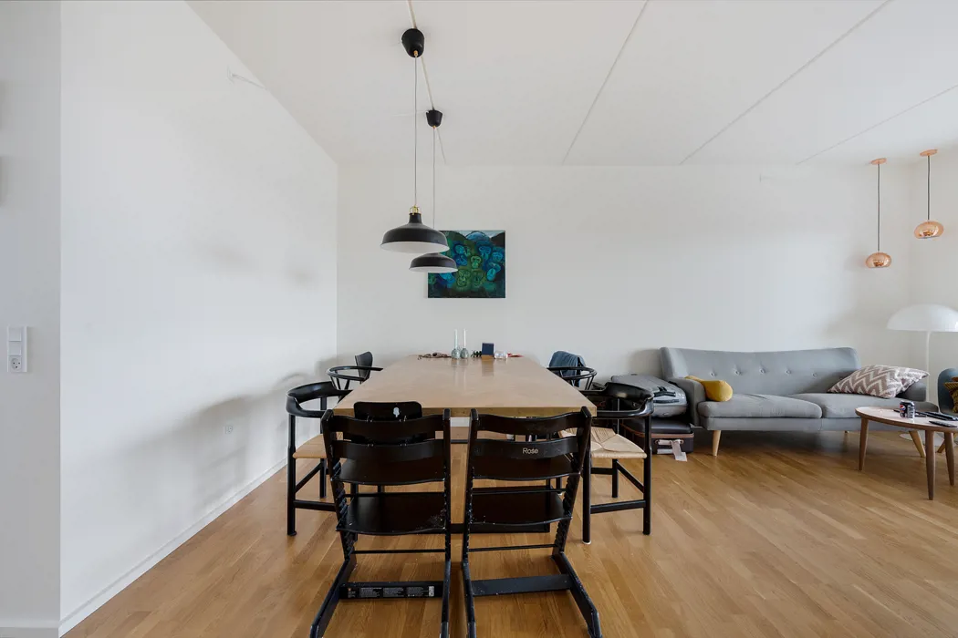 Skøn 4-værelses lejlighed med altan i AstaHus 6