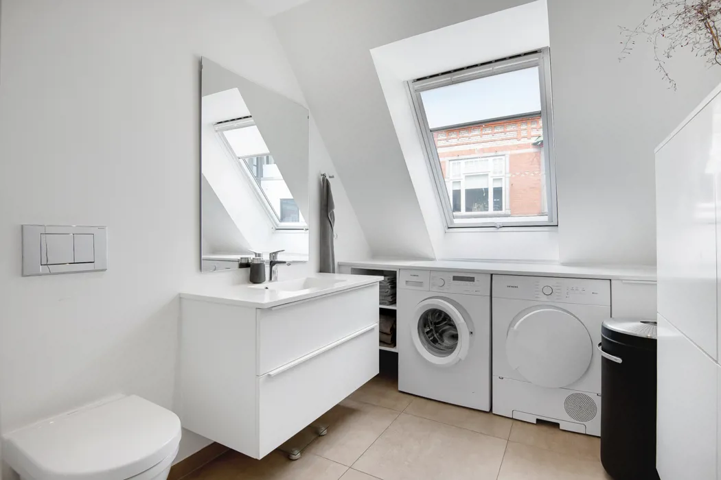 Særlig lejlighed med hems og altan i Aalborg C – tidsbegrænset 2 år 18