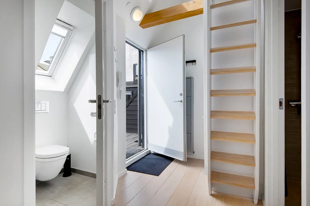 Særlig lejlighed med hems og altan i Aalborg C – tidsbegrænset 2 år 15