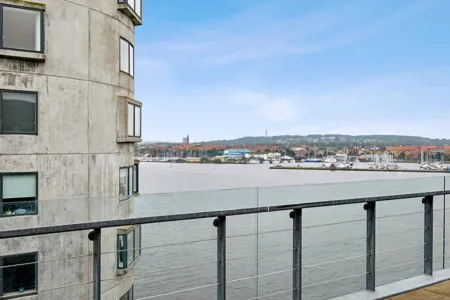 Studiebolig tæt på Limfjorden og grønne områder - tæt på Aalborg C 1