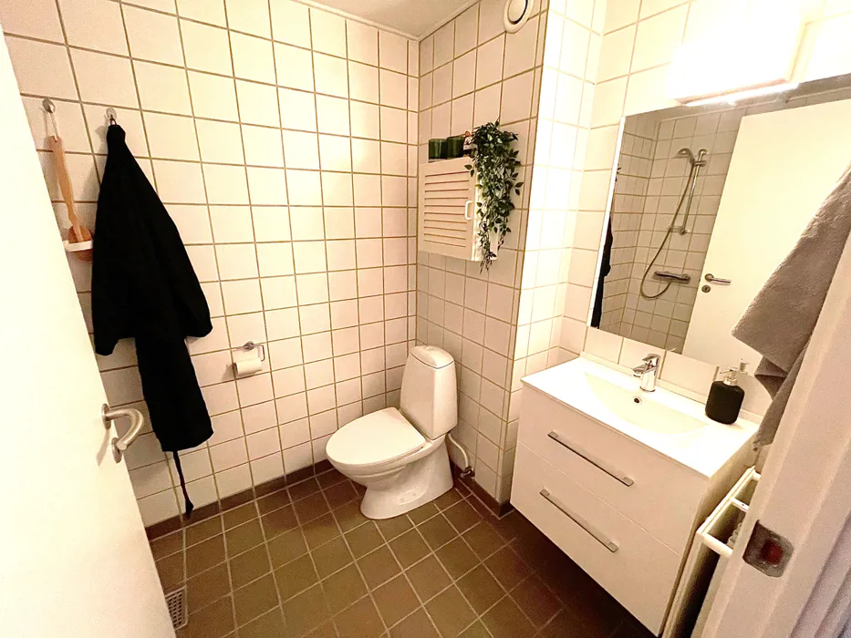 Lys 2-værelses lejlighed med altan 6