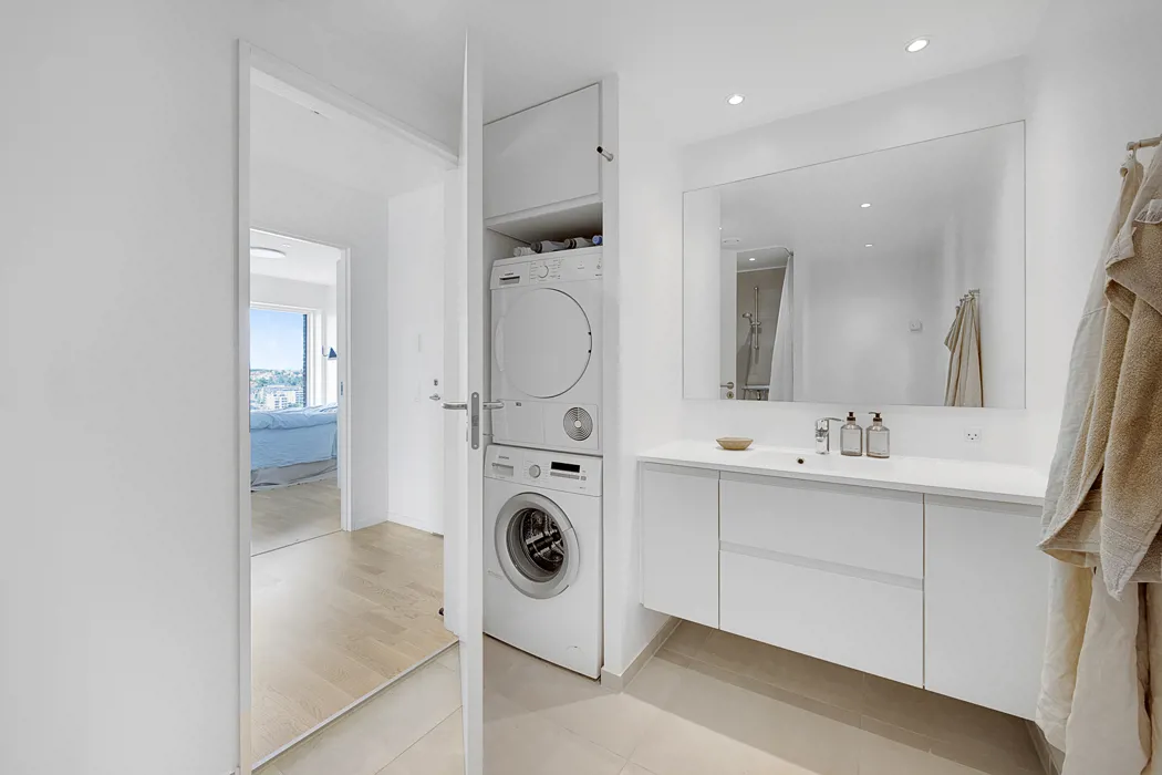 Stor 3-værelses lejlighed med fantastisk udsigt i Taffeltårnet 12