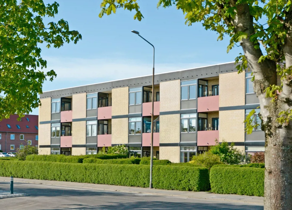 Lys og velindrettet 3-værelses lejlighed med altan i Aalborg SV 18