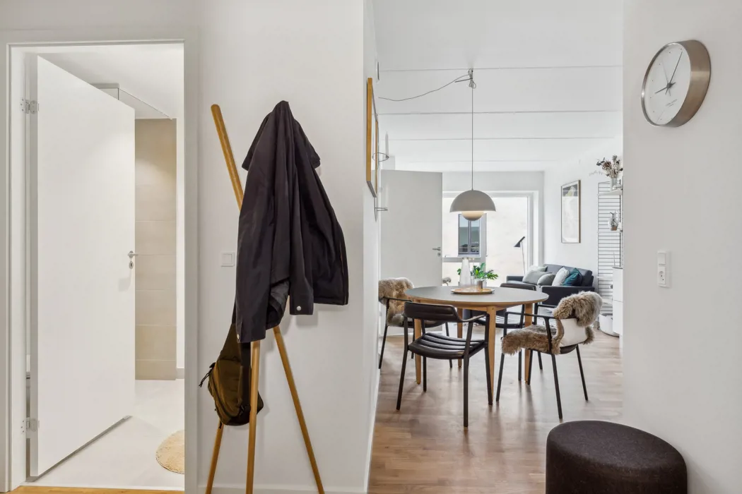 Skøn og lys 2-værelses lejlighed i Magnoliehaven tæt på skønne områder 6