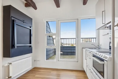 Charmerende 2-værelses lejlighed med stor altan 1