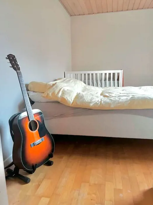 Rummelig 4-værelses med brændeovn, masser af lys og god plads 8