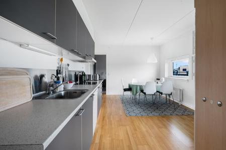 Moderne 4-værelses lejlighed på Blegkilde Alle 1