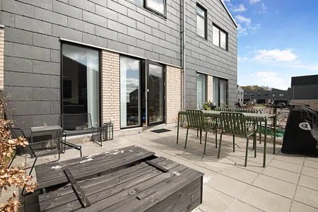 Familievenligt 4-værelses rækkehus i Brabrand 1