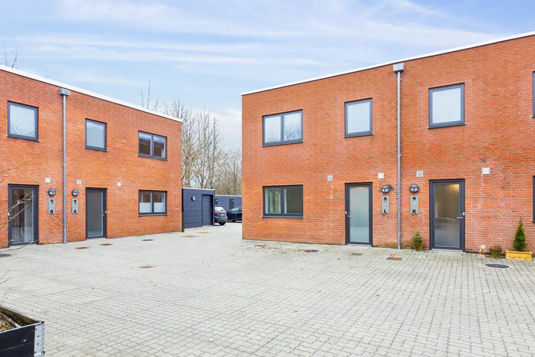 2-plans rækkehus med moderne Faciliteter og husdyr tilladt 16