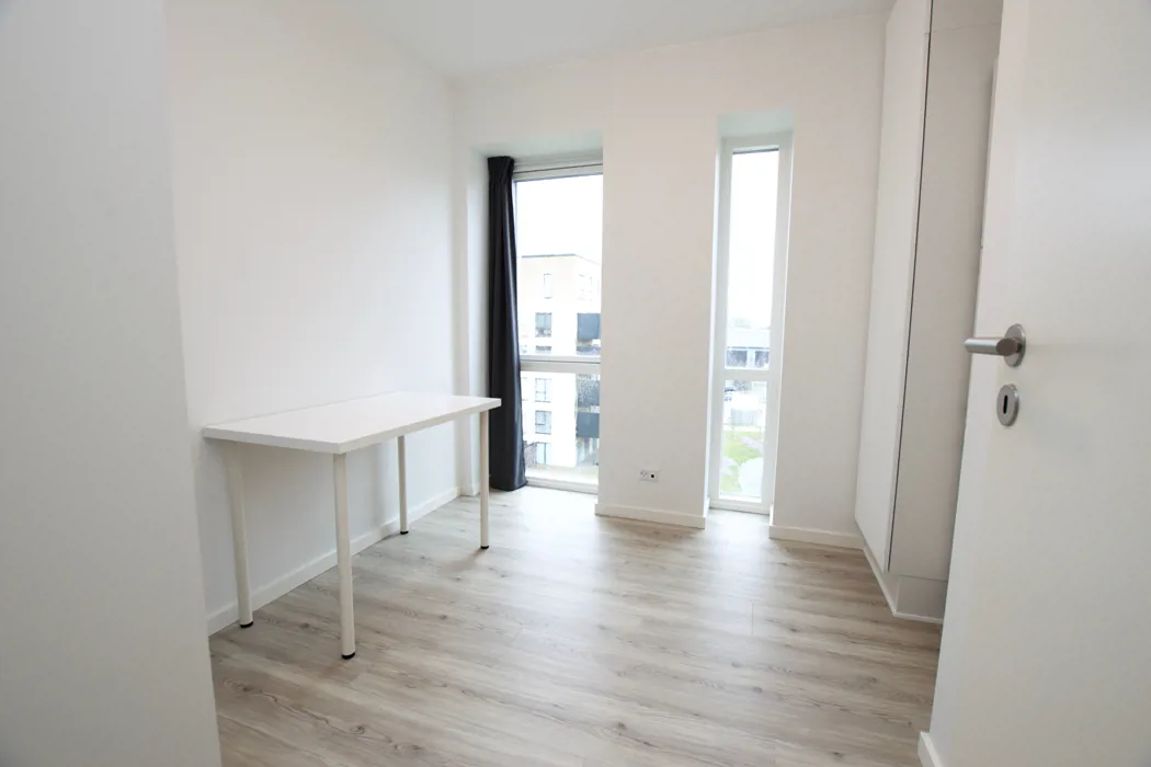 Flot 3-værelses lejlighed med stor altan på Eternitten 11