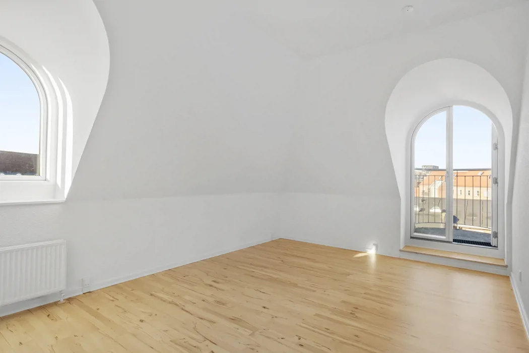 4-værelses taglejlighed med altan 6