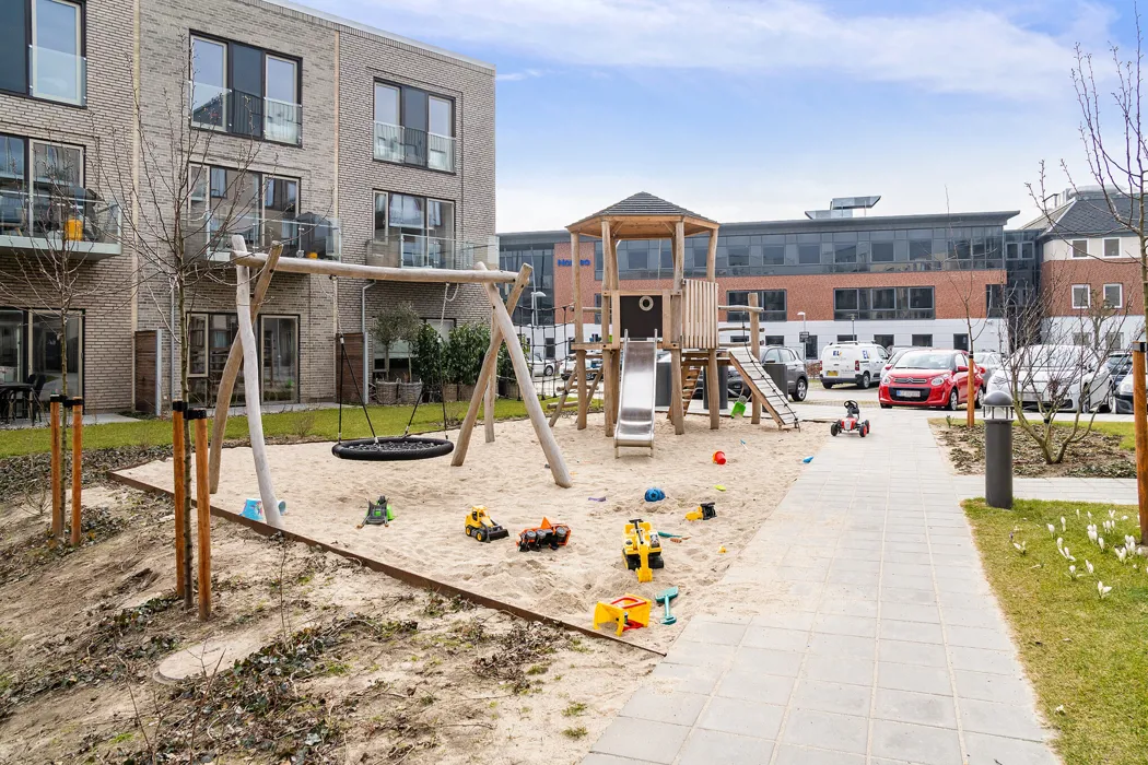 Fin 3-værelses lejlighed på Rugårdsvej med altan 15