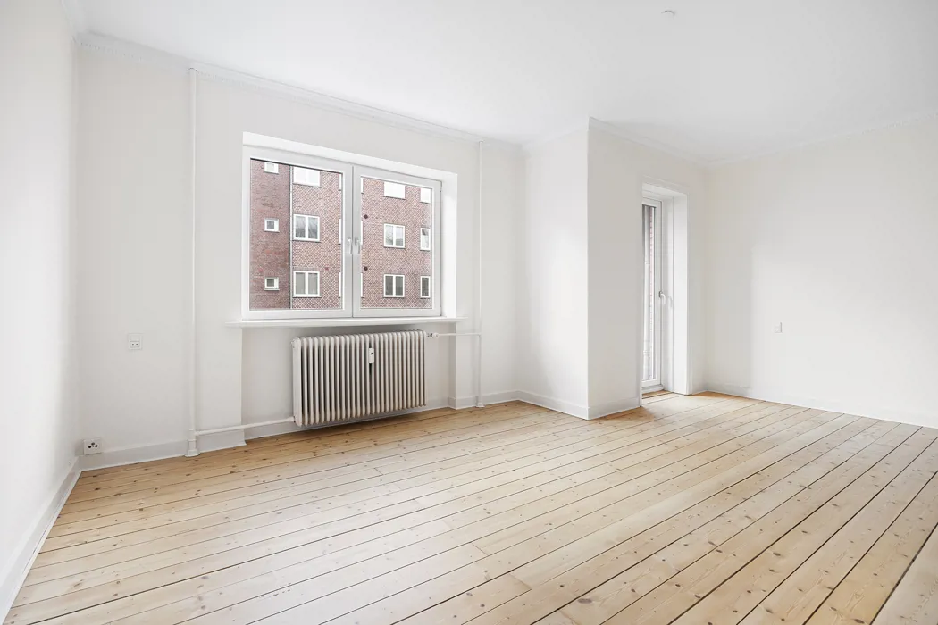 Lys 2-værelses med to altaner 5