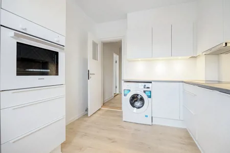 Lys 2-værelses med to altaner 1