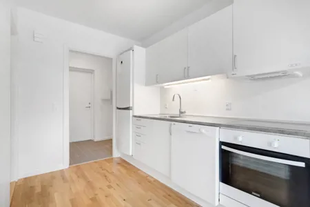 Skøn 1-værelses lejlighed med altan nær Aarhus C 1